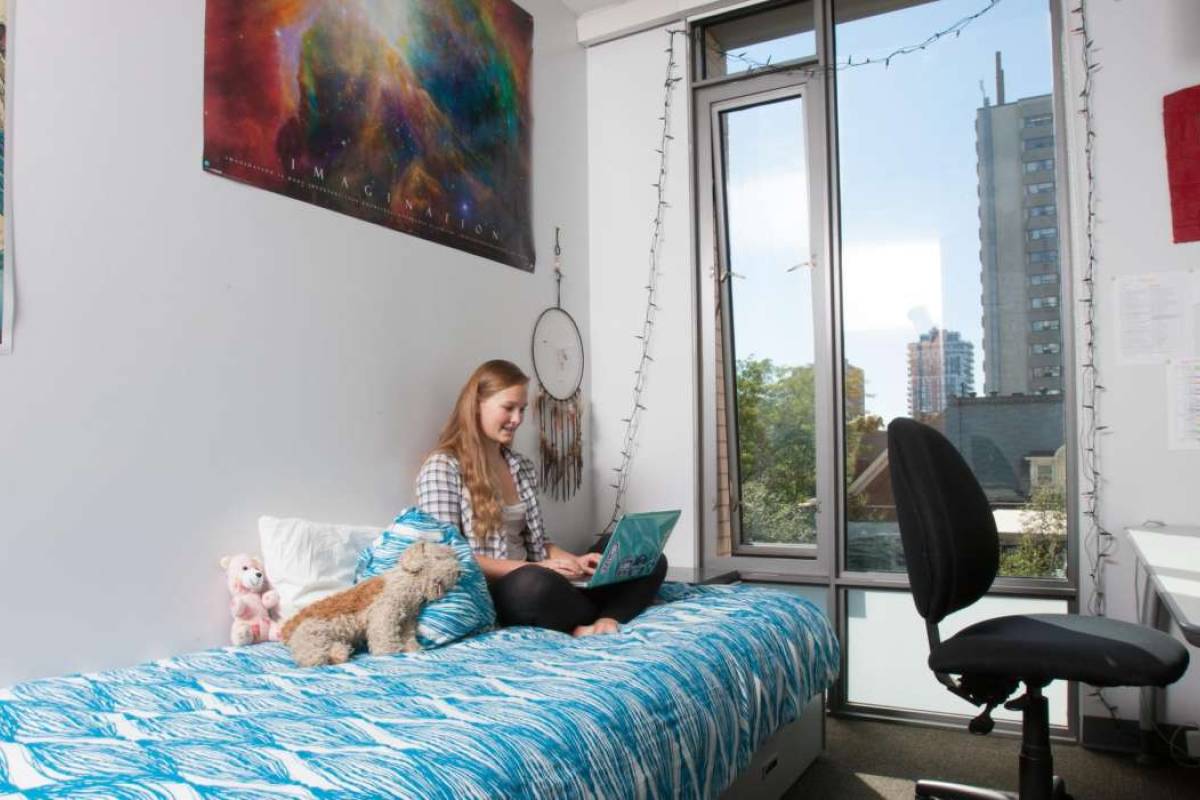 Student Housing: Rent vs Dorm Cost Breakdown