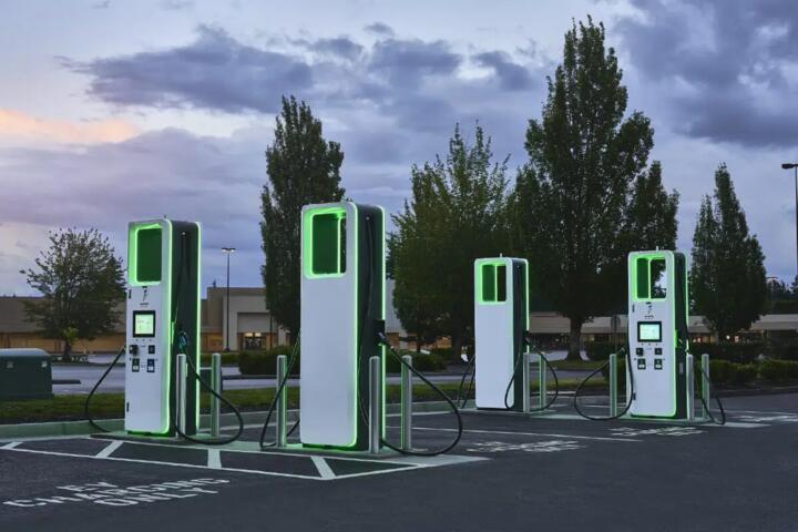 EV Charging: kW vs kWh and Real Charging Cost