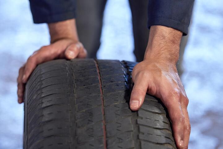 Tire Tread: Legal Minimum vs Replacement Point
